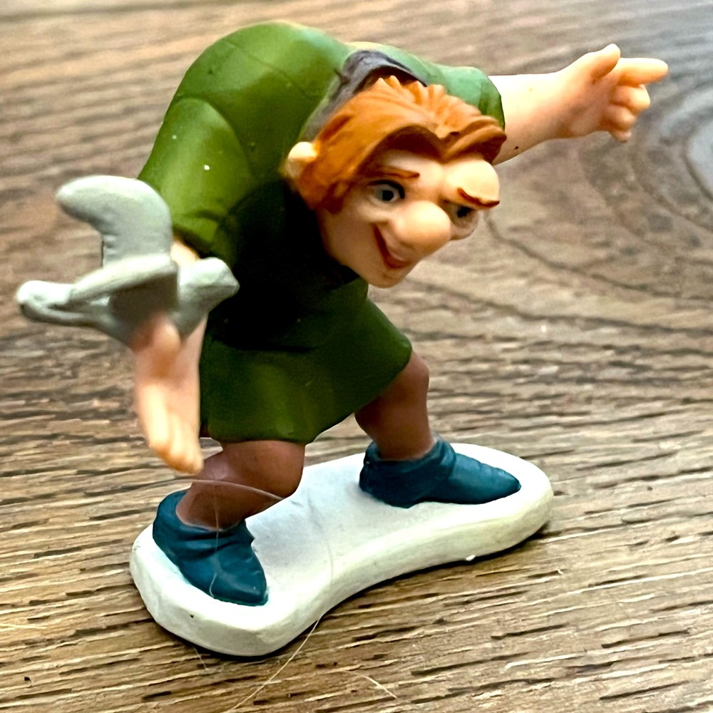 DISNEY HUNCHBACK OF NOTRE DAME FIGURINE